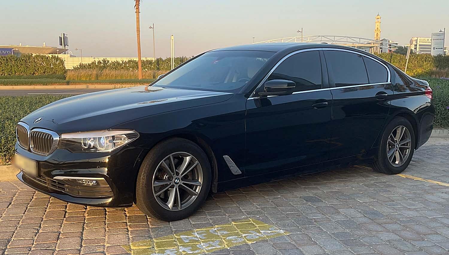 BMW 5 Series Rent Dubai