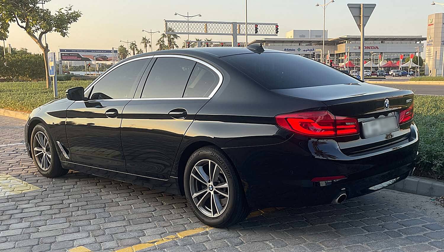 BMW 5 Series Location Dubaï