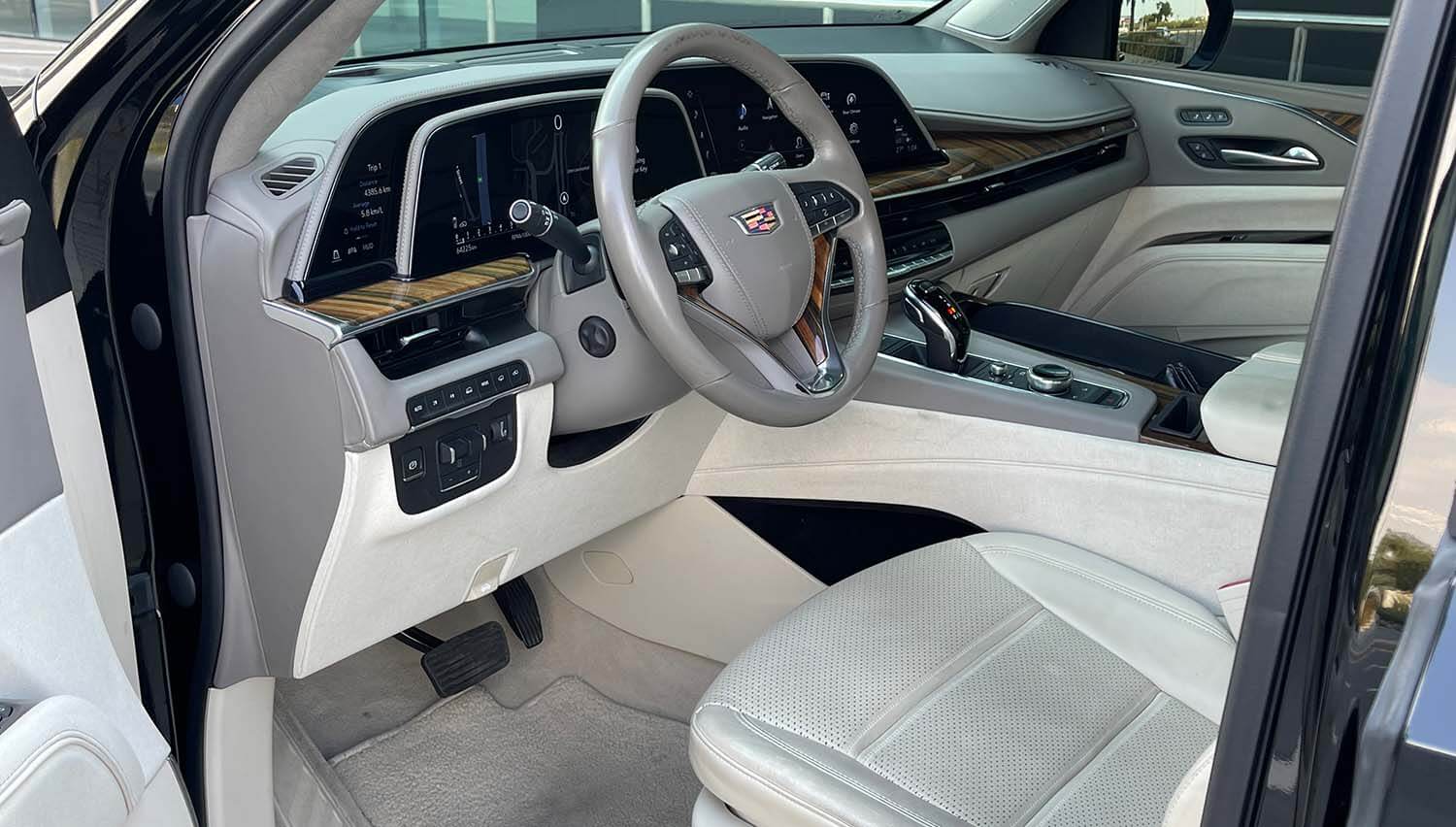 Cadillac Escalade Rent in Dubai