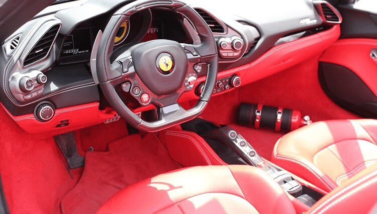 Ferrari 488 Spider Mieten Sie in Dubai