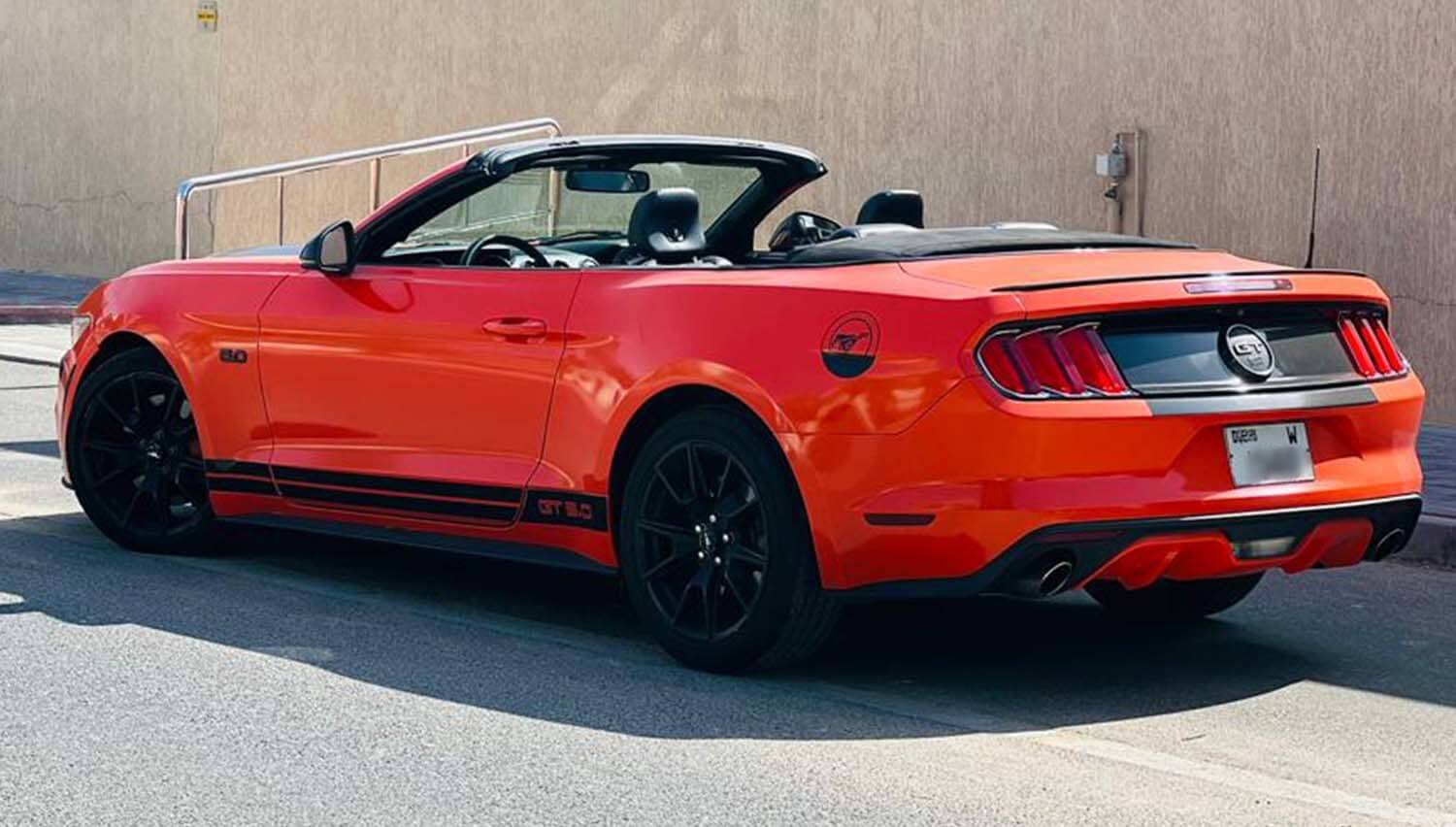 Ford Mustang GT 5.0 Convertible Location Dubaï