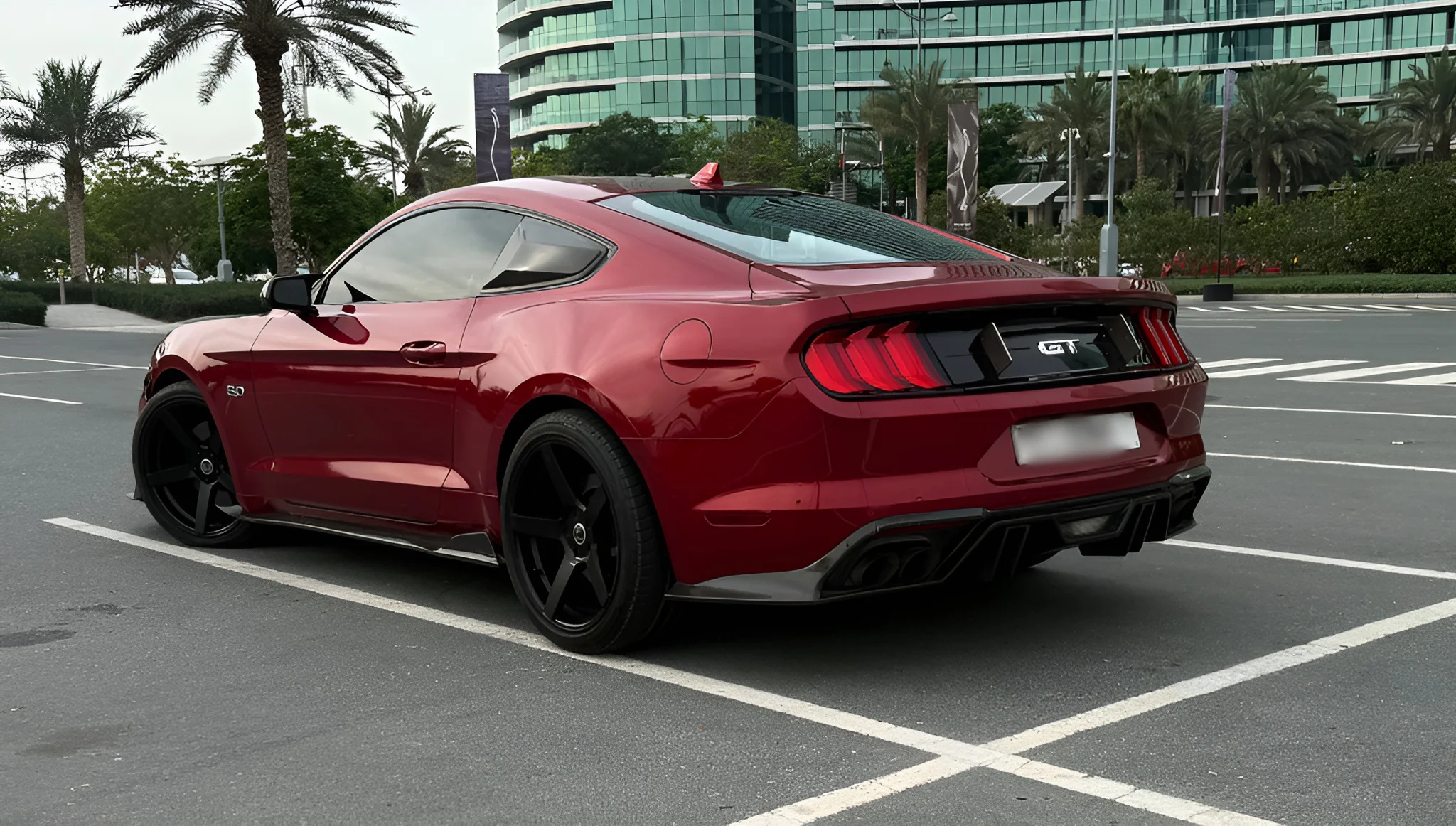 Ford Mustang GT V8 Premium prezzo a Dubai